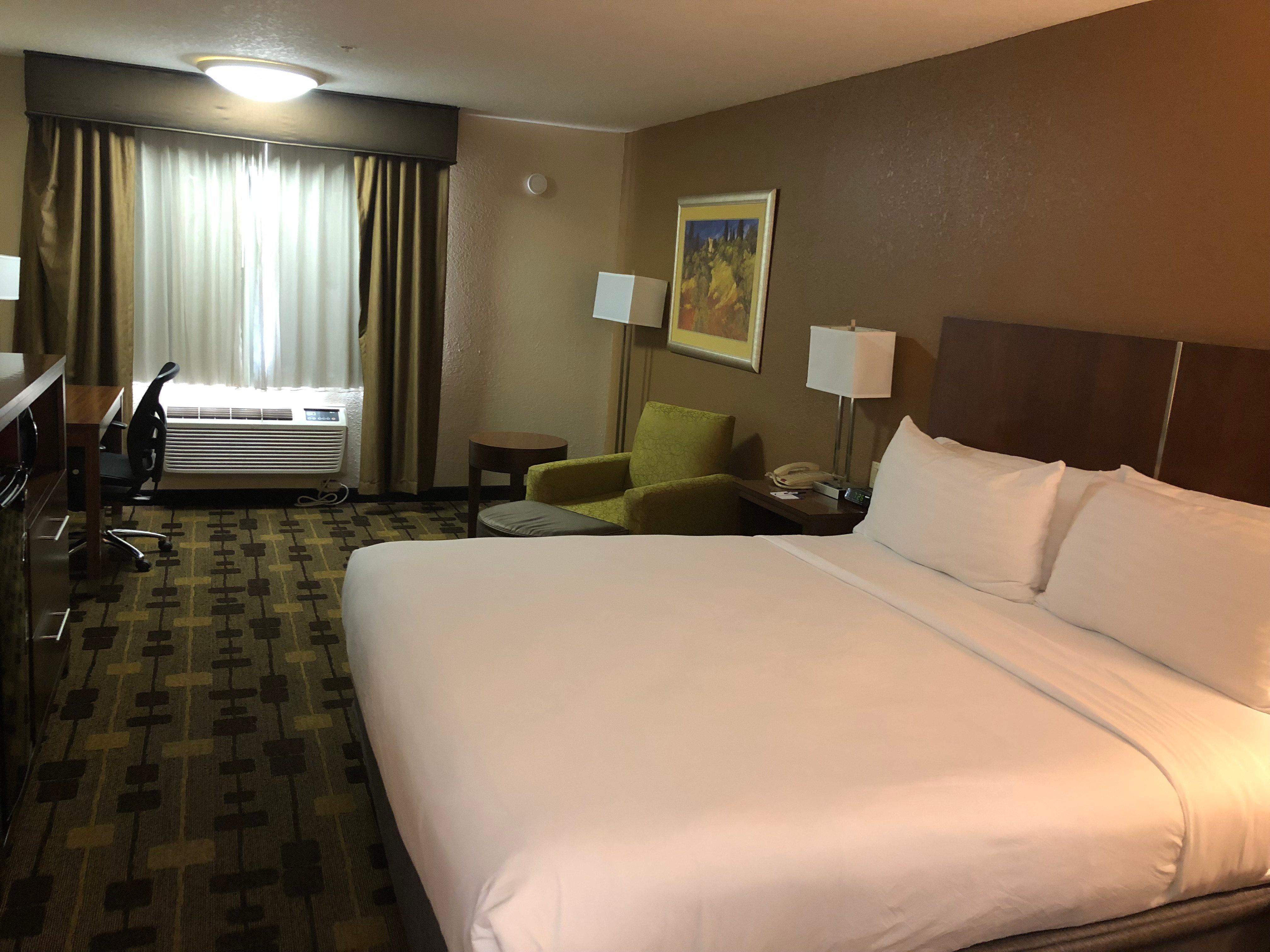 Express By Ihg Hotel Corning