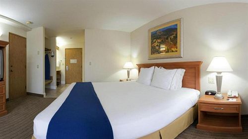 Express By Ihg Corning